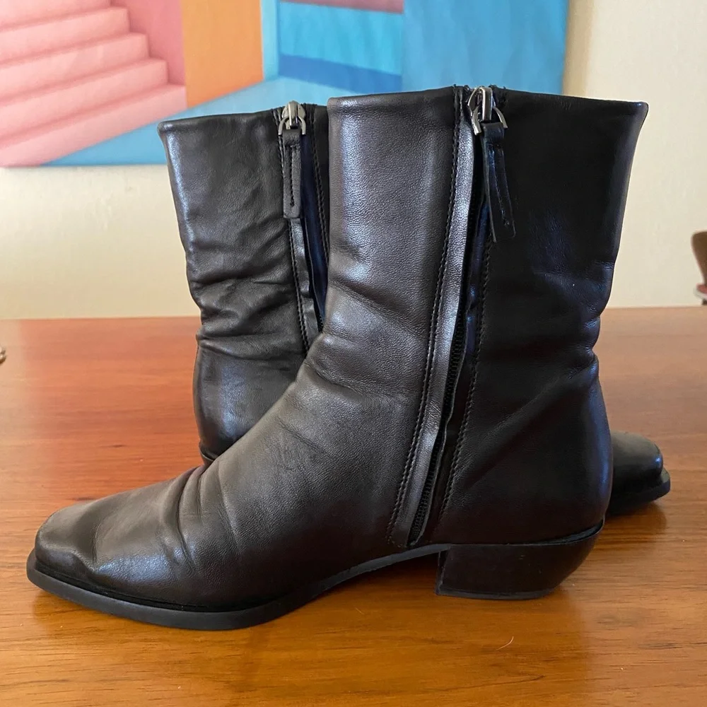 Massimo Dutti Black Leather Ankle Boots